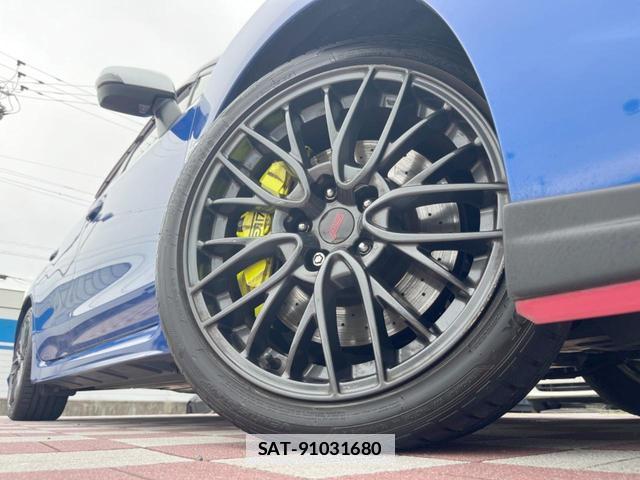 Subaru WRX STI 2018-10 7802770-12