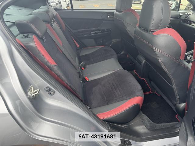 Subaru WRX STI 2017-12 7810067-19