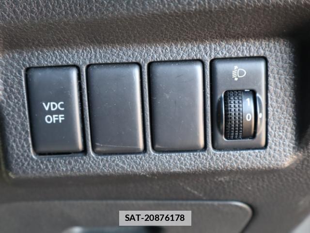 Nissan X-TRAIL 2009-07 7793336-8