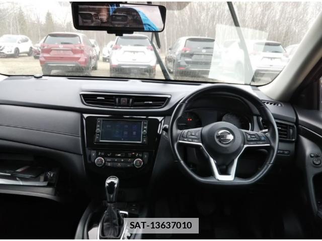 Nissan X-TRAIL 2022-07 7793802-2