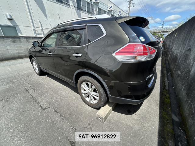 Nissan X-TRAIL 2017-04 7796674-7
