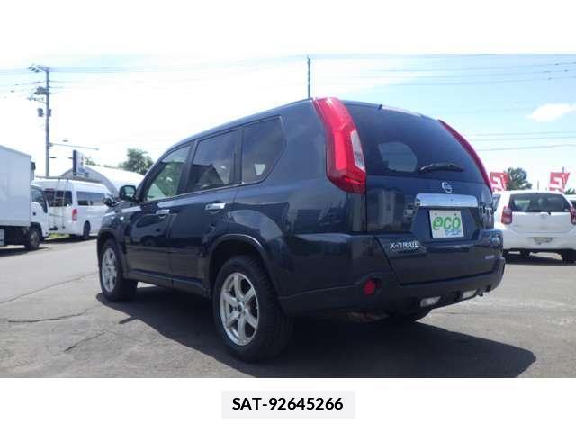 Nissan X-TRAIL 2014-03 7797473-3