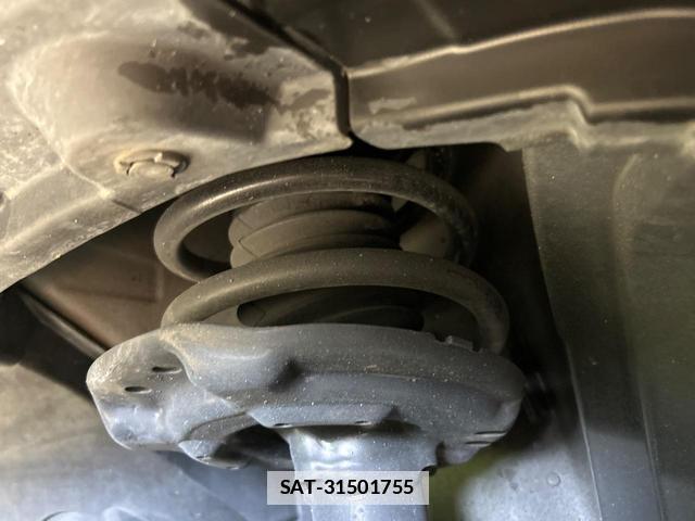 Nissan X-TRAIL 2015-09 7797631-19