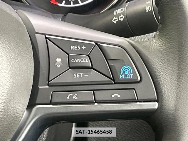 Nissan X-TRAIL 2017-11 7798095-5