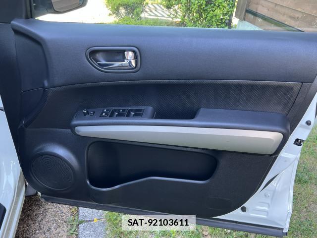 Nissan X-TRAIL 2010-01 7798323-11