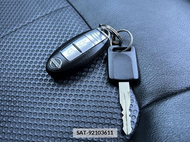 Nissan X-TRAIL 2010-01 7798323-3