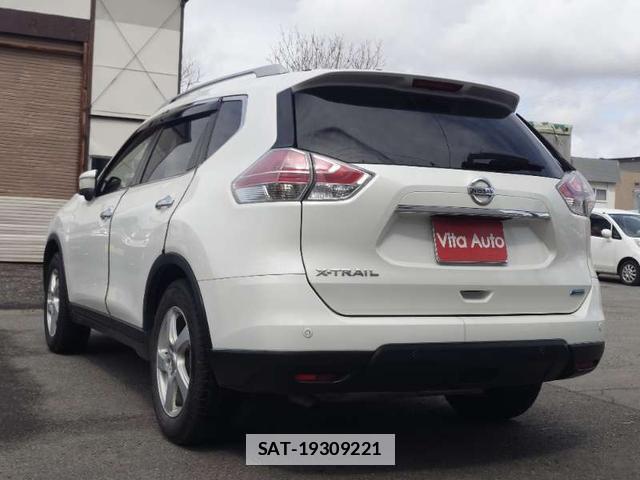 Nissan X-TRAIL 2013-12 7798610-19