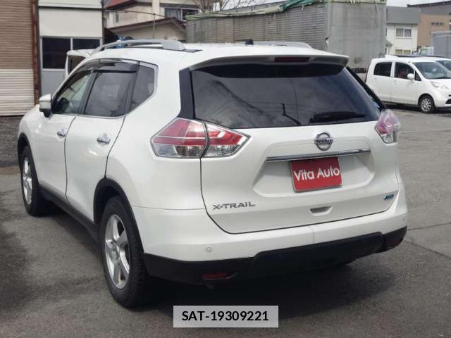 Nissan X-TRAIL 2013-12 7798610-4