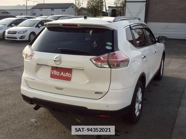 Nissan X-TRAIL 2015-07 7798613-13