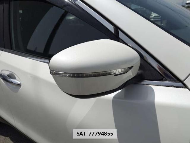 Nissan X-TRAIL 2016-07 7798624-14