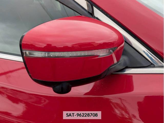 Nissan X-TRAIL 2014-11 7798634-5