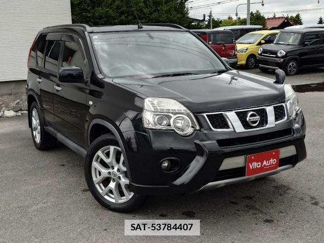 Nissan X-TRAIL 2013-06 7798656-1