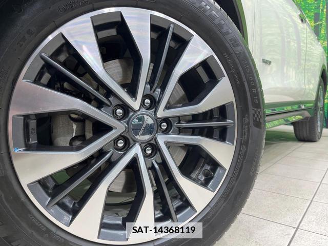 Nissan X-TRAIL 2019-11 7798796-12