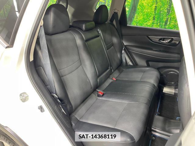 Nissan X-TRAIL 2019-11 7798796-8