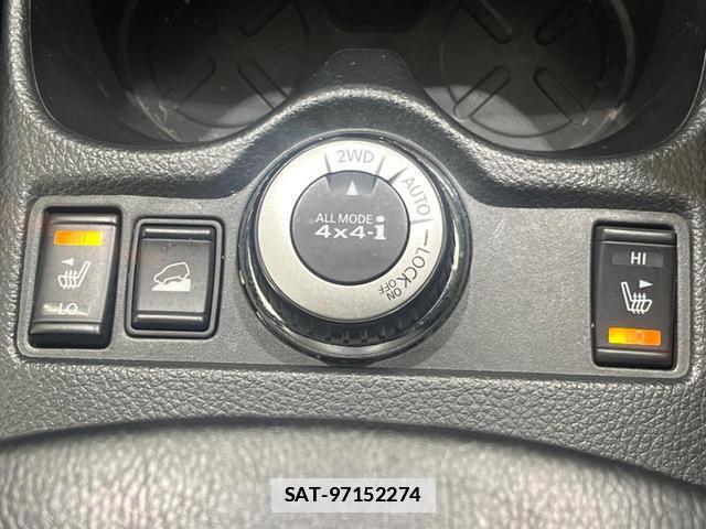 Nissan X-TRAIL 2015-08 7798891-6