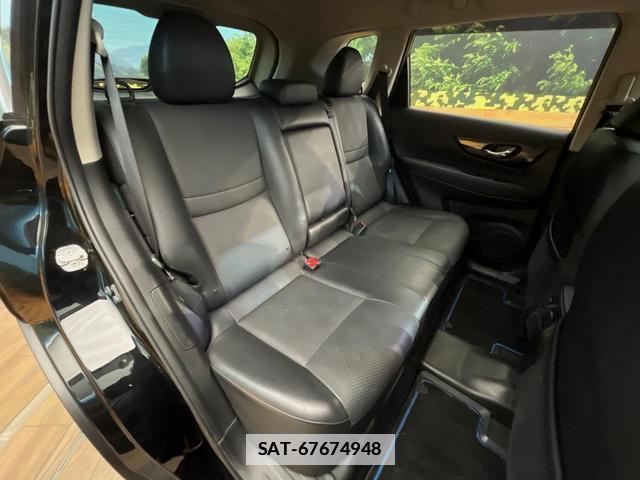 Nissan X-TRAIL 2018-10 7799659-11