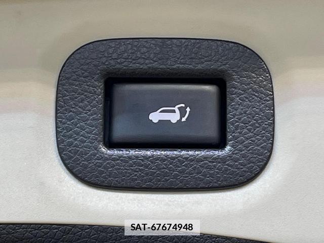 Nissan X-TRAIL 2018-10 7799659-6