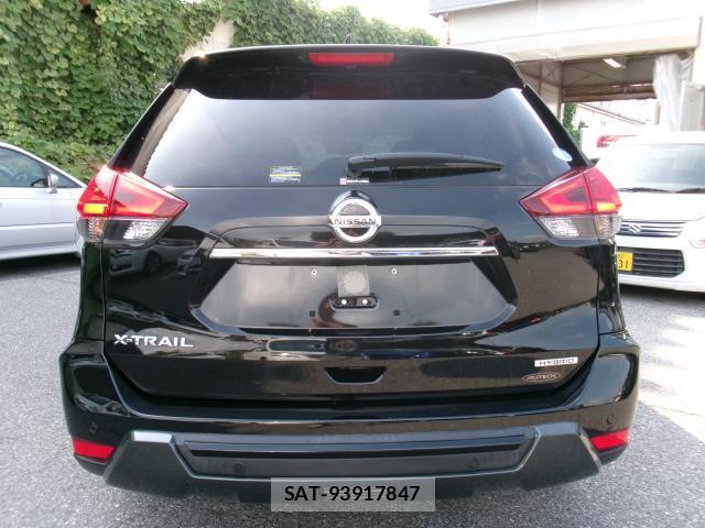 Nissan X-TRAIL 2018-06 7800511-11