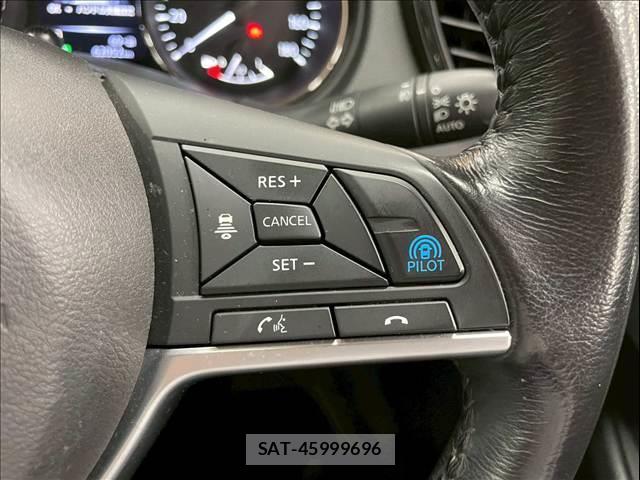Nissan X-TRAIL 2018-07 7801050-11