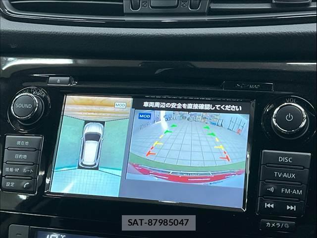 Nissan X-TRAIL 2017-08 7801054-3
