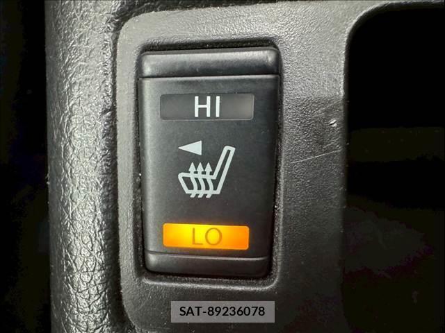 Nissan X-TRAIL 2016-08 7801055-8
