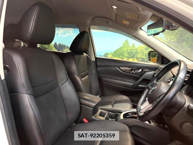 Nissan X-TRAIL 2017-07 7801093-7