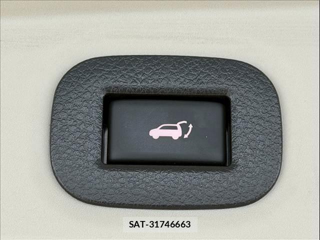 Nissan X-TRAIL 2018-05 7801252-19