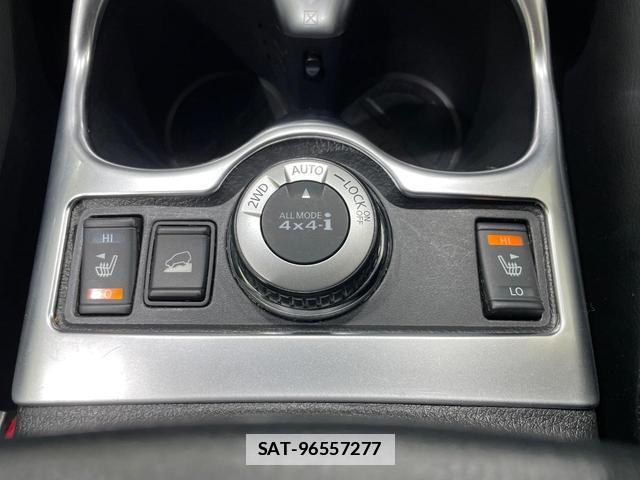 Nissan X-TRAIL 2016-09 7801516-2