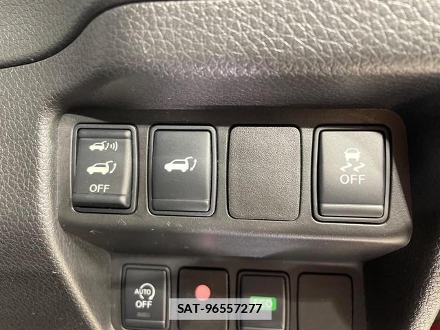 Nissan X-TRAIL 2016-09 7801516-6