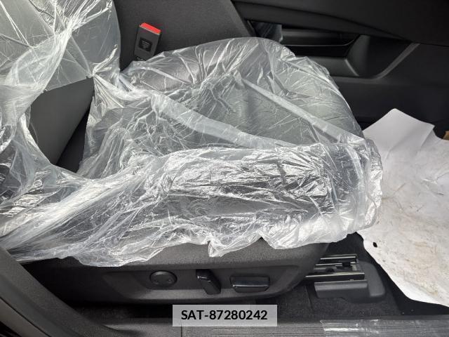 Nissan X-TRAIL 2026-03 7801752-4