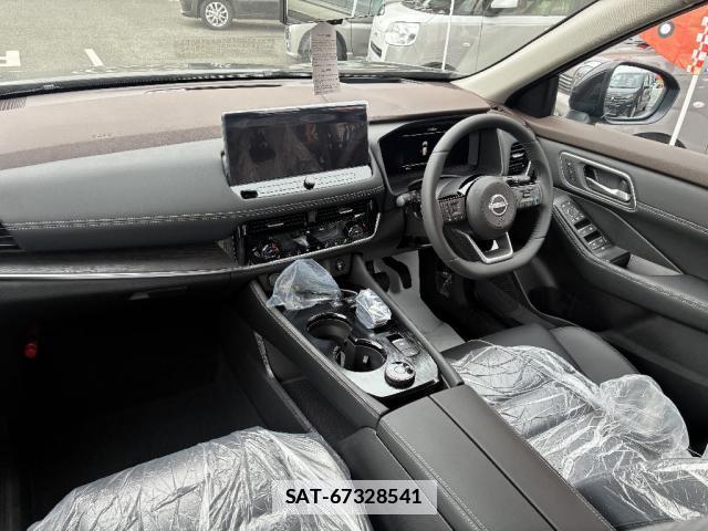 Nissan X-TRAIL 2026-03 7801753-11