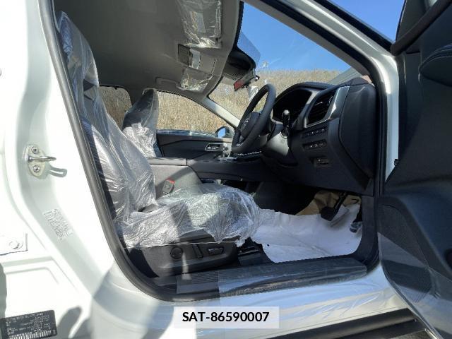 Nissan X-TRAIL 2026-03 7801755-6