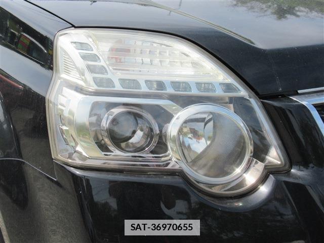Nissan X-TRAIL 2010-08 7802686-10