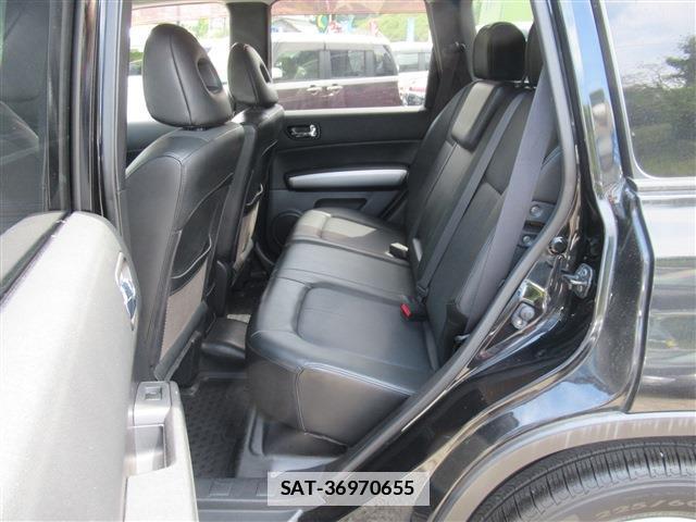 Nissan X-TRAIL 2010-08 7802686-17