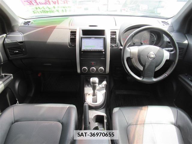 Nissan X-TRAIL 2010-08 7802686-3