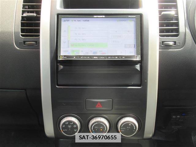 Nissan X-TRAIL 2010-08 7802686-5