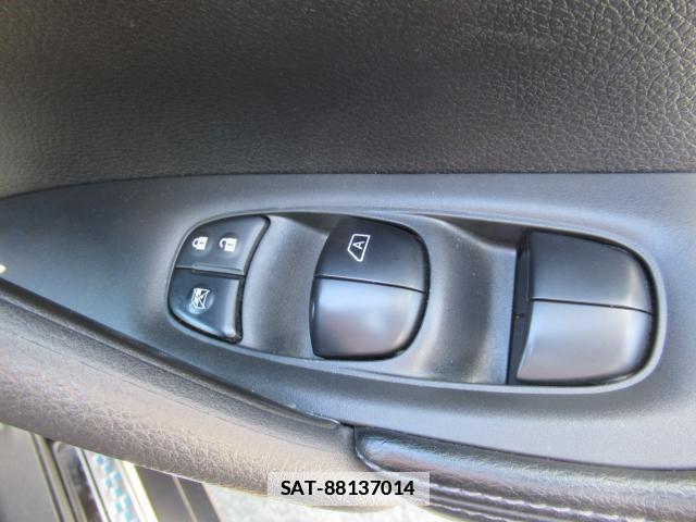 Nissan X-TRAIL 2015-02 7802696-10
