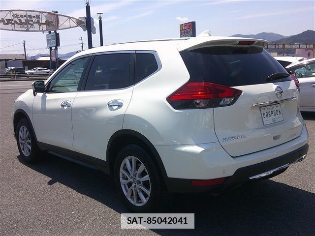 Nissan X-TRAIL 2018-05 7802949-7