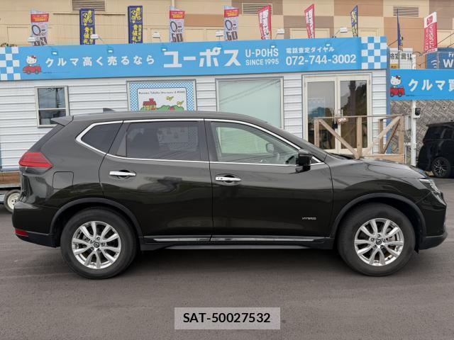 Nissan X-TRAIL 2017-07 7803874-5