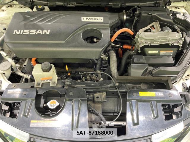 Nissan X-TRAIL 2017-09 7804486-17