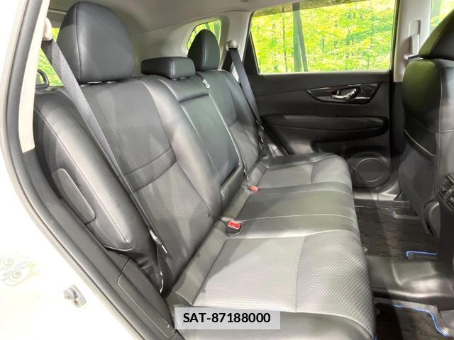 Nissan X-TRAIL 2017-09 7804486-8