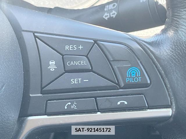 Nissan X-TRAIL 2017-07 7804863-6