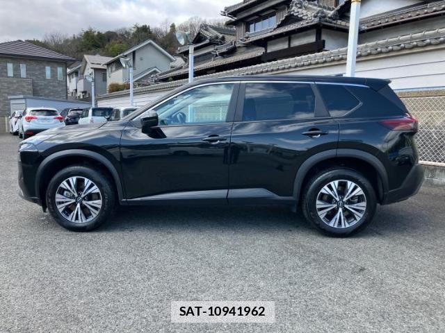 Nissan X-TRAIL 2025-02 7805589-1