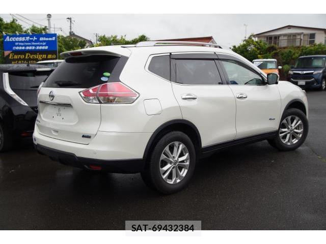 Nissan X-TRAIL 2016-08 7806422-10