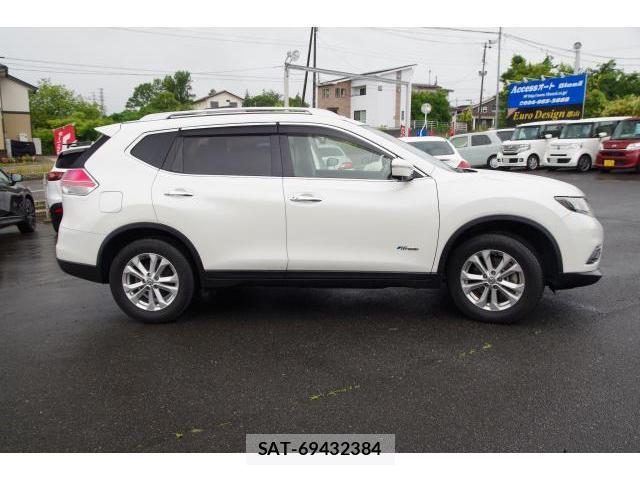 Nissan X-TRAIL 2016-08 7806422-11