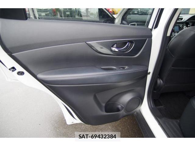 Nissan X-TRAIL 2016-08 7806422-14