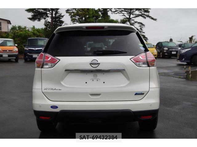 Nissan X-TRAIL 2016-08 7806422-3