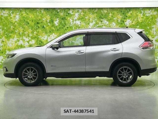 Nissan X-TRAIL 2015-09 7806671-1