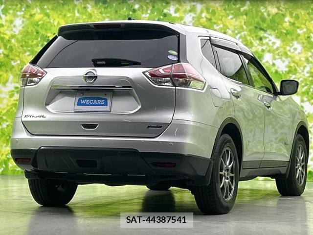 Nissan X-TRAIL 2015-09 7806671-2