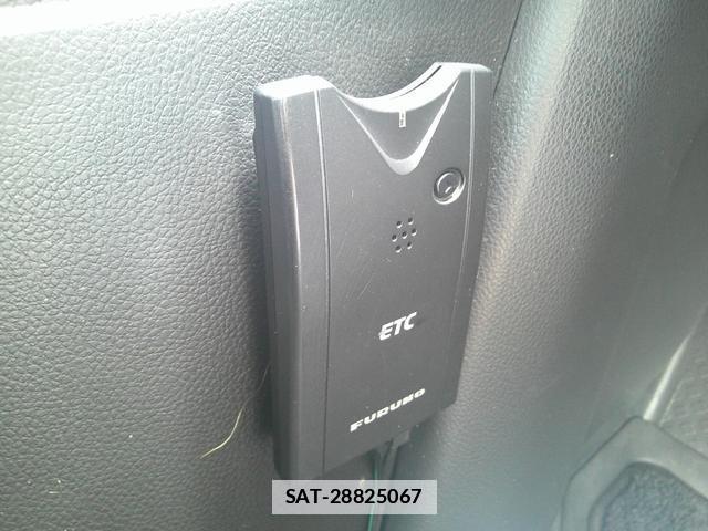 Nissan X-TRAIL 2010-01 7806725-5